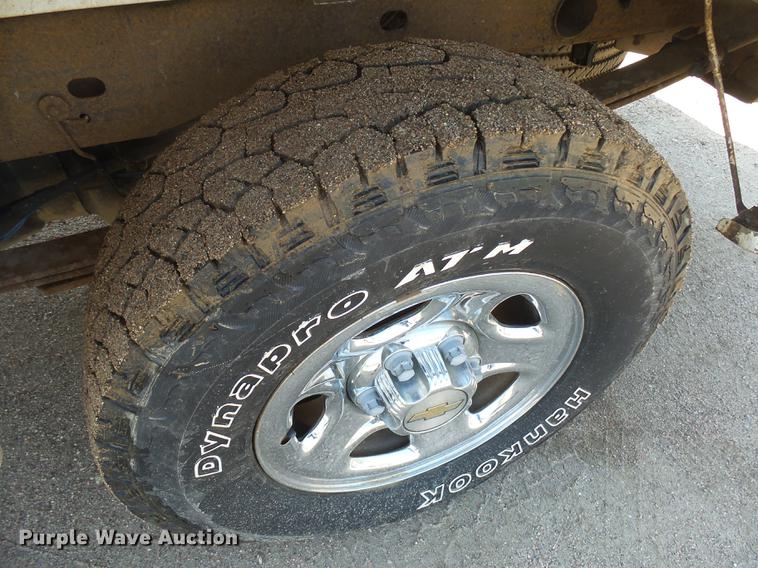 image for item EF9527 2002 Chevrolet Silverado 1500 Ext. Cab pickup truck