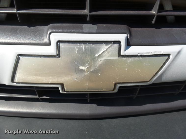 image for item EF9527 2002 Chevrolet Silverado 1500 Ext. Cab pickup truck