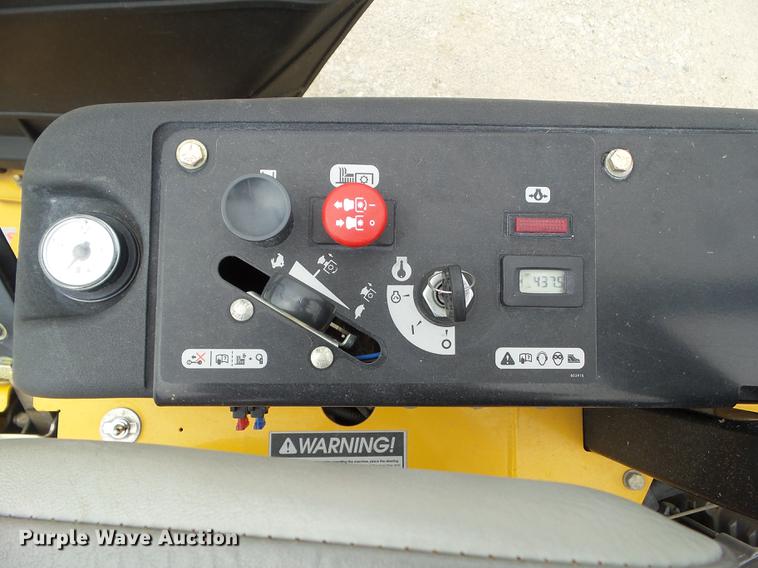 image for item EM9750 2012 Hustler FasTrak ZTR lawn mower