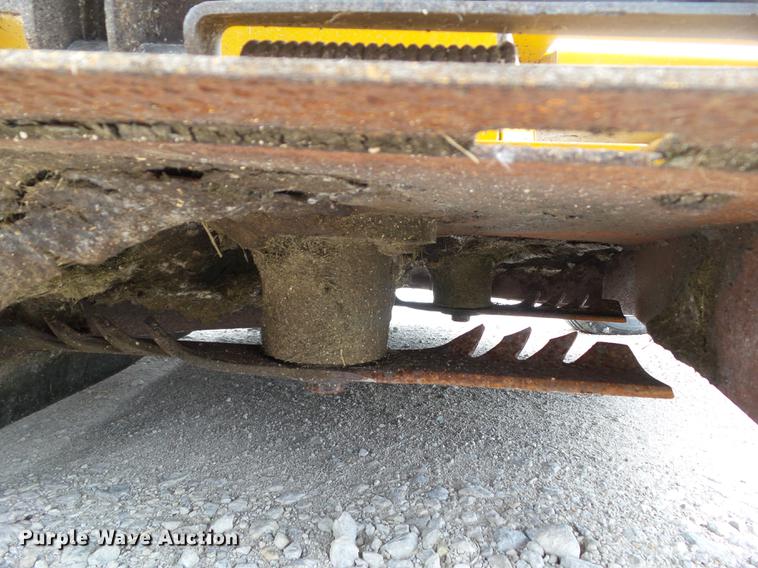 image for item EM9750 2012 Hustler FasTrak ZTR lawn mower