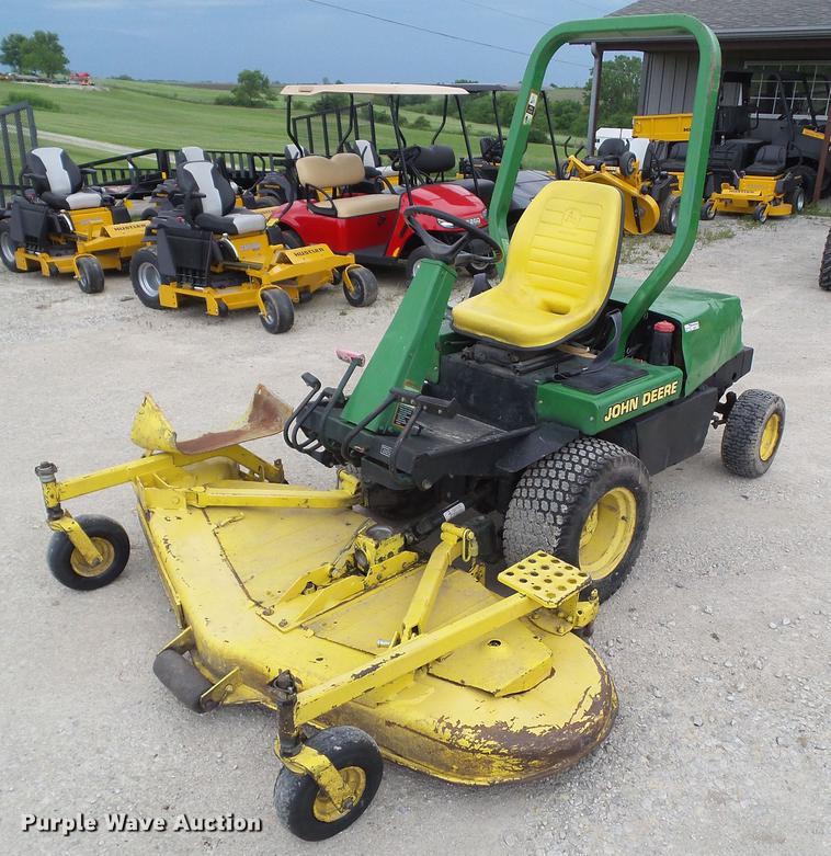 image for item EM9751 John Deere F935 lawn mower