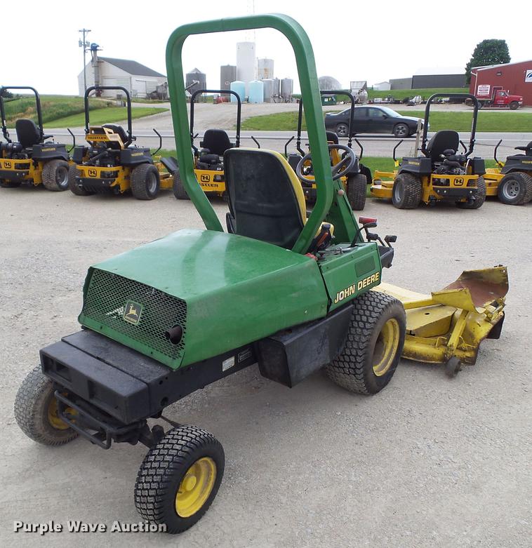 image for item EM9751 John Deere F935 lawn mower