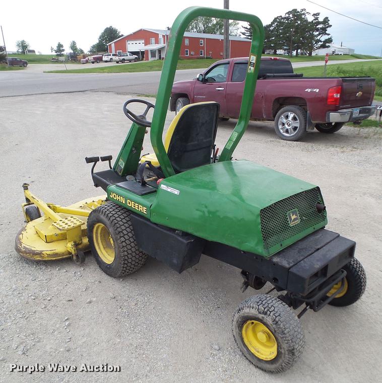 image for item EM9751 John Deere F935 lawn mower