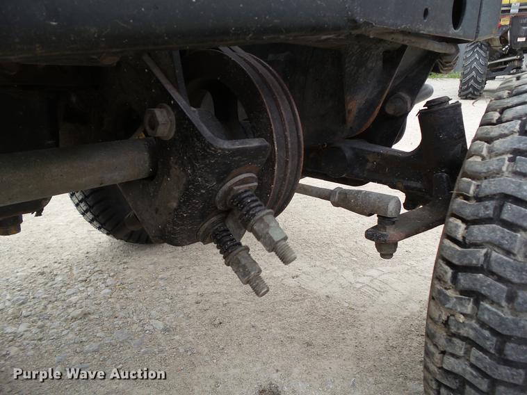 image for item EM9751 John Deere F935 lawn mower