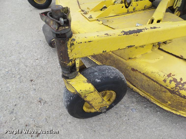 image for item EM9751 John Deere F935 lawn mower