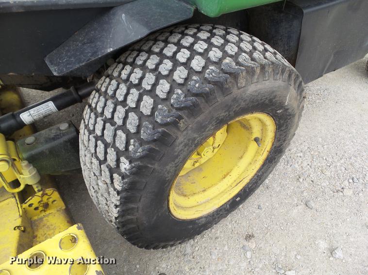 image for item EM9751 John Deere F935 lawn mower