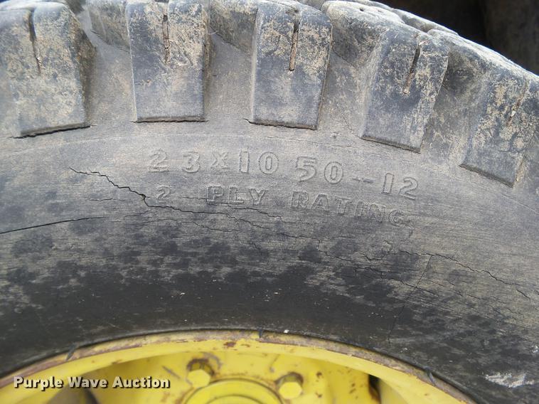 image for item EM9751 John Deere F935 lawn mower