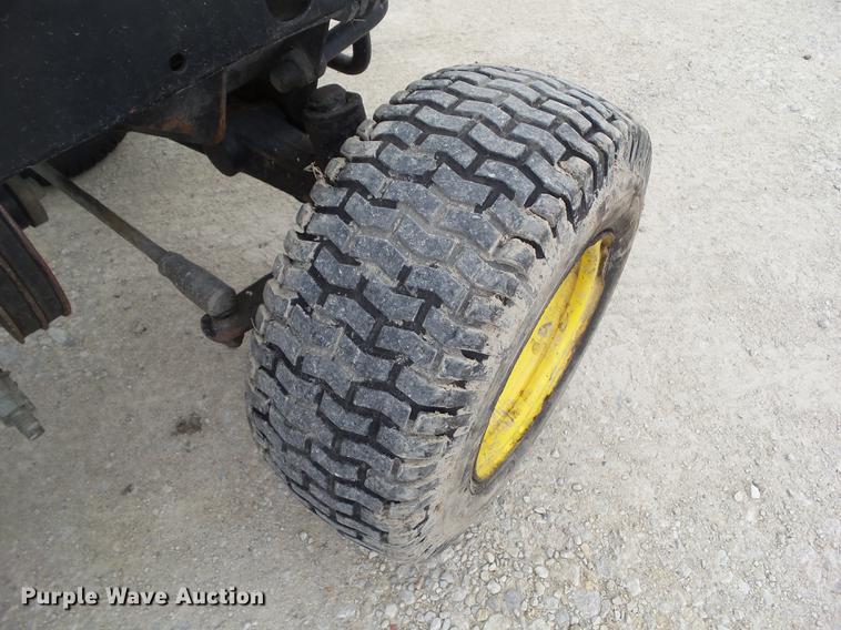 image for item EM9751 John Deere F935 lawn mower