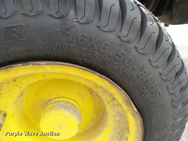 image for item EM9751 John Deere F935 lawn mower