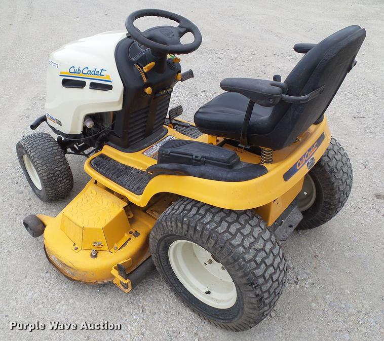 image for item EM9752 2008 Cub Cadet GT1554 lawn mower