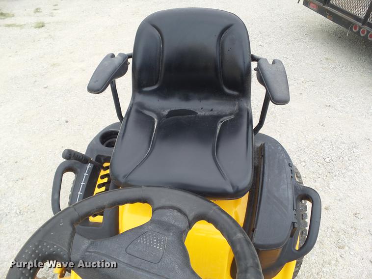 image for item EM9752 2008 Cub Cadet GT1554 lawn mower