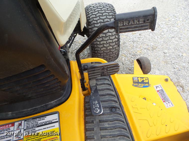 image for item EM9752 2008 Cub Cadet GT1554 lawn mower