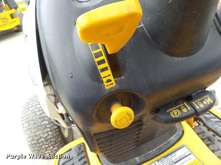 image for item EM9752 2008 Cub Cadet GT1554 lawn mower