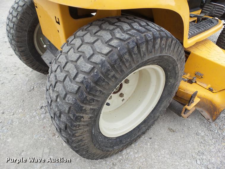 image for item EM9752 2008 Cub Cadet GT1554 lawn mower