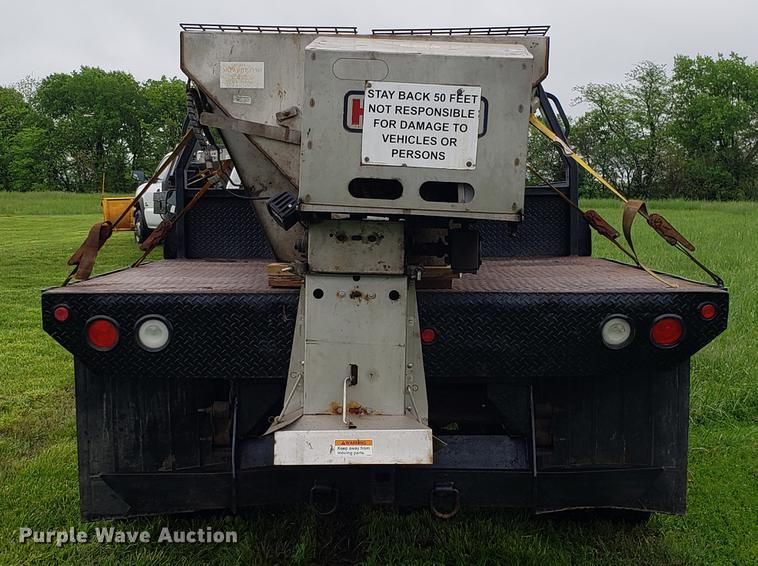 image for item EN9931 2001 Chevrolet Silverado 3500 dump bed pickup truck