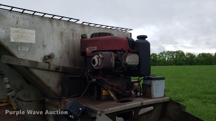 image for item EN9931 2001 Chevrolet Silverado 3500 dump bed pickup truck