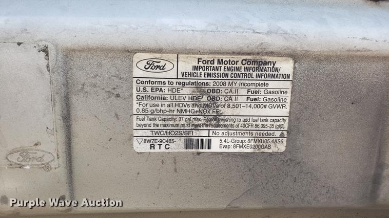 image for item EN9989 2008 Ford E350 Super Duty shuttle bus