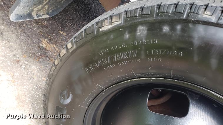 image for item EN9993 2008 Ford F350 Super Duty SuperCab flatbed pickup truck