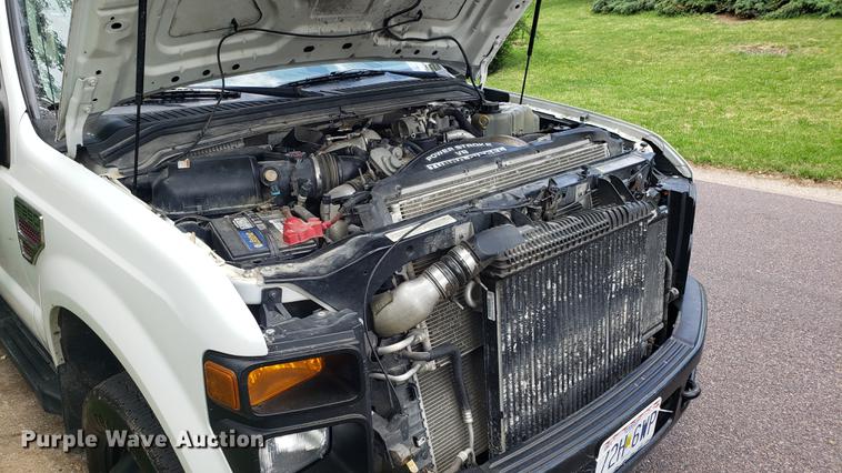 image for item EN9993 2008 Ford F350 Super Duty SuperCab flatbed pickup truck