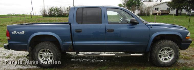 image for item EU9655 2003 Dodge Dakota Sport Quad Cab pickup truck
