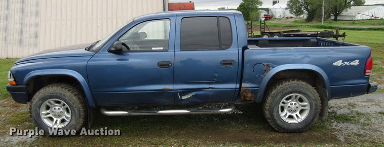 image for item EU9655 2003 Dodge Dakota Sport Quad Cab pickup truck