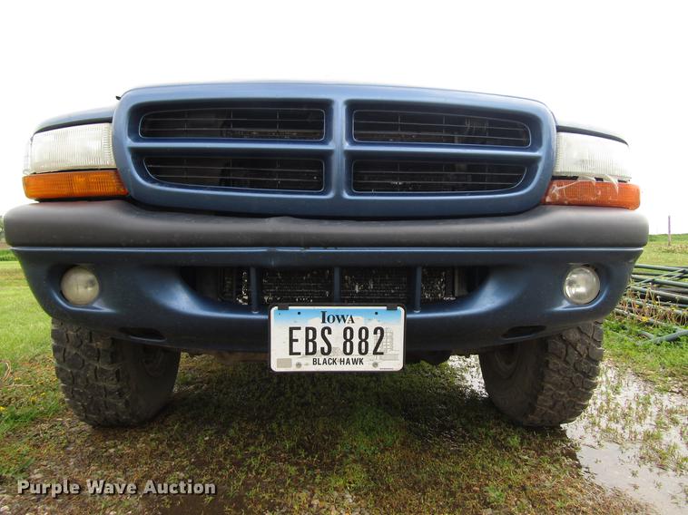 image for item EU9655 2003 Dodge Dakota Sport Quad Cab pickup truck