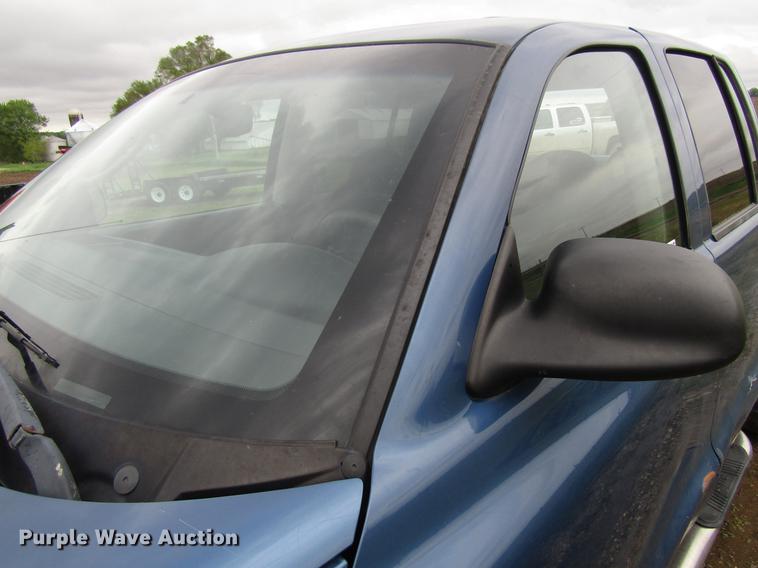 image for item EU9655 2003 Dodge Dakota Sport Quad Cab pickup truck