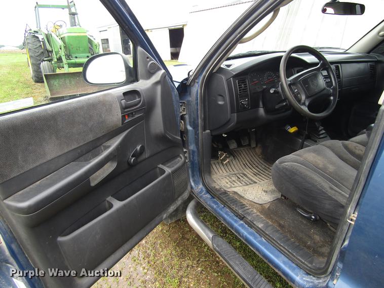 image for item EU9655 2003 Dodge Dakota Sport Quad Cab pickup truck