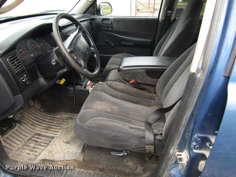 image for item EU9655 2003 Dodge Dakota Sport Quad Cab pickup truck