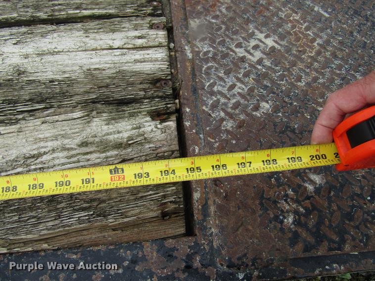 image for item EU9656 2001 Kiefer Built utility trailer