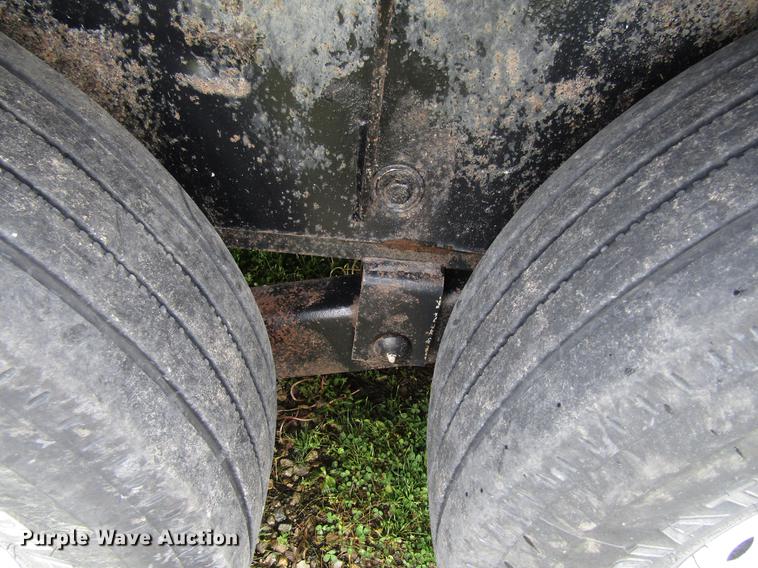 image for item EU9656 2001 Kiefer Built utility trailer