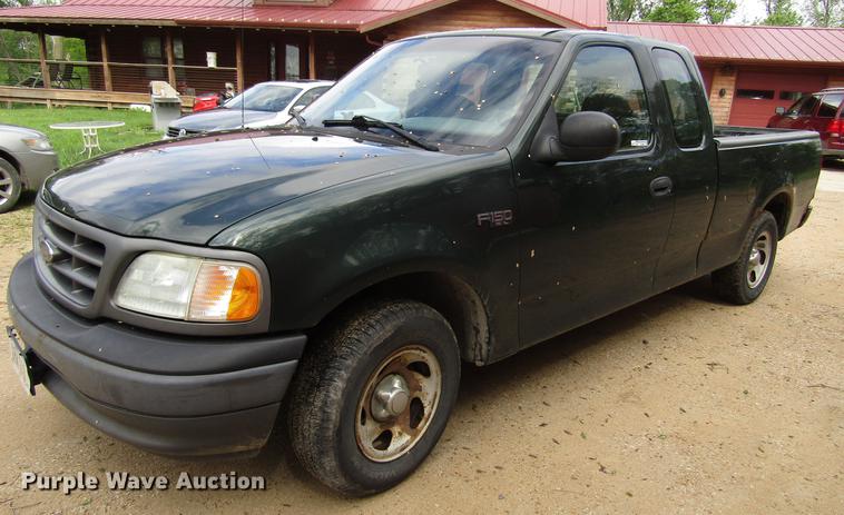 image for item EU9658 2003 Ford F150 SuperCab pickup truck