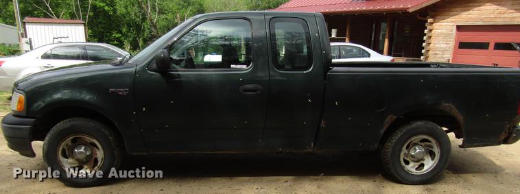 image for item EU9658 2003 Ford F150 SuperCab pickup truck