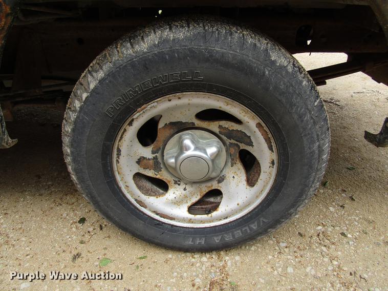 image for item EU9658 2003 Ford F150 SuperCab pickup truck