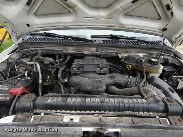 image for item EU9659 2006 Ford F250 Super Duty utility bed pickup truck