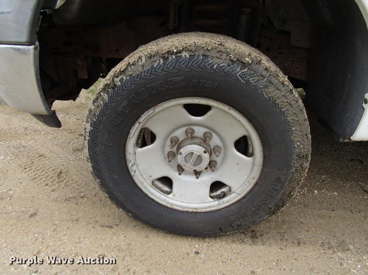 image for item EU9659 2006 Ford F250 Super Duty utility bed pickup truck