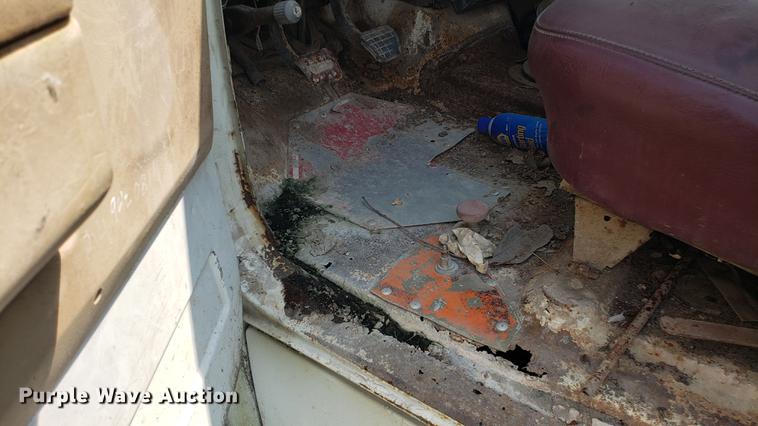 image for item EU9752 1980 Chevrolet 60 water truck