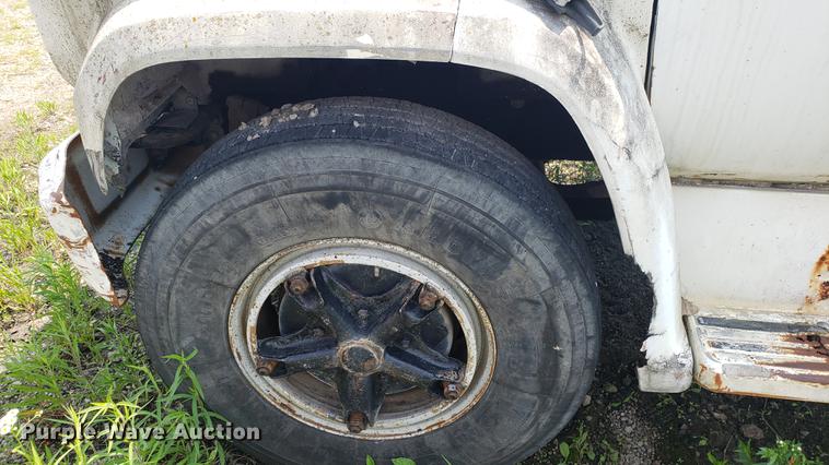 image for item EU9752 1980 Chevrolet 60 water truck