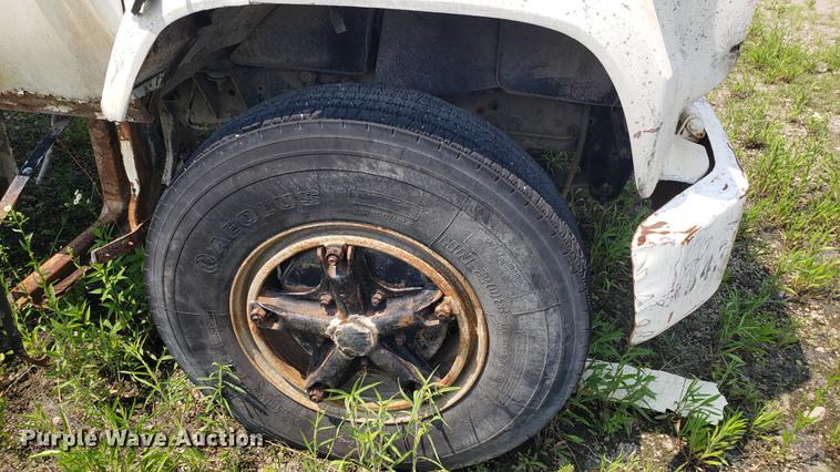 image for item EU9752 1980 Chevrolet 60 water truck