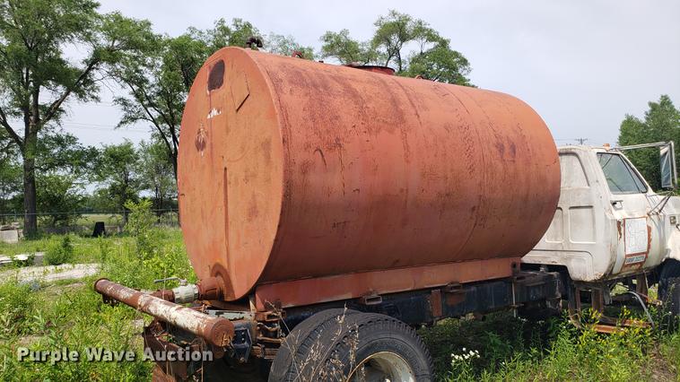 image for item EU9752 1980 Chevrolet 60 water truck