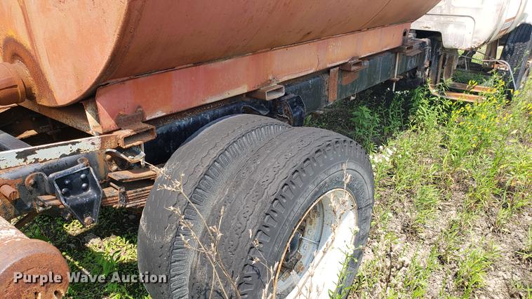 image for item EU9752 1980 Chevrolet 60 water truck