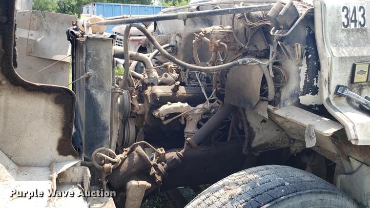 image for item EU9752 1980 Chevrolet 60 water truck