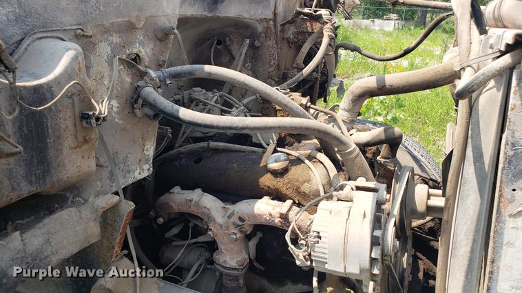 image for item EU9752 1980 Chevrolet 60 water truck