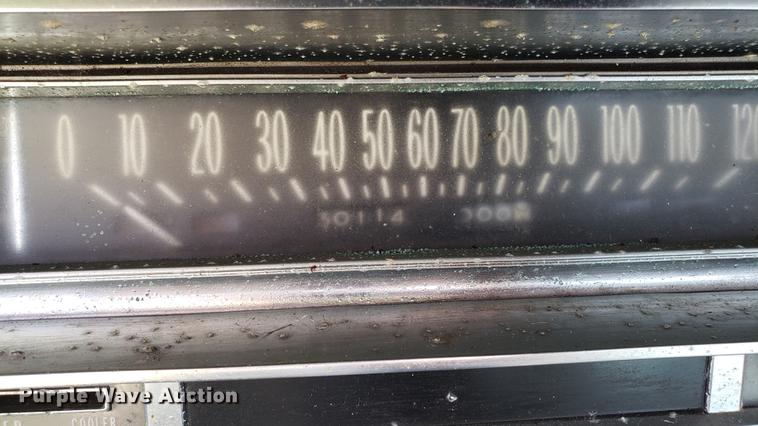 image for item EU9755 1961 Cadillac sedan