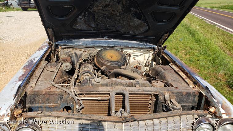 image for item EU9755 1961 Cadillac sedan