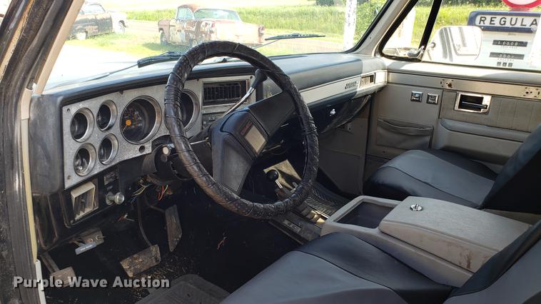 image for item EU9756 1983 GMC Jimmy SUV