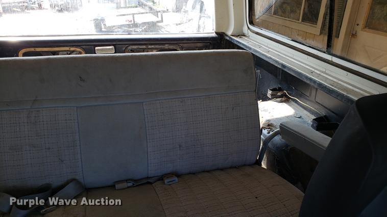 image for item EU9756 1983 GMC Jimmy SUV