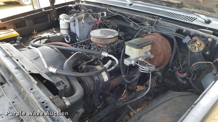 image for item EU9756 1983 GMC Jimmy SUV