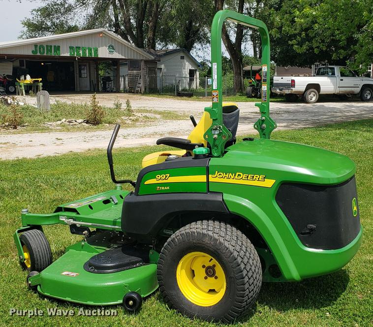 image for item EU9758 2009 John Deere 997 ZTR lawn mower