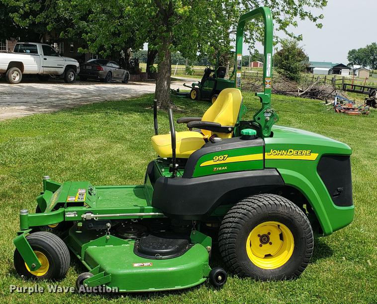 image for item EU9758 2009 John Deere 997 ZTR lawn mower